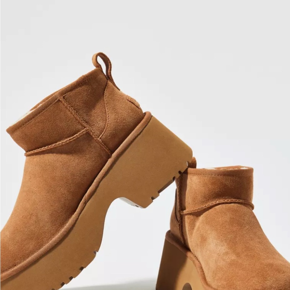 Ugg mini New Heights Women's Platform Boots